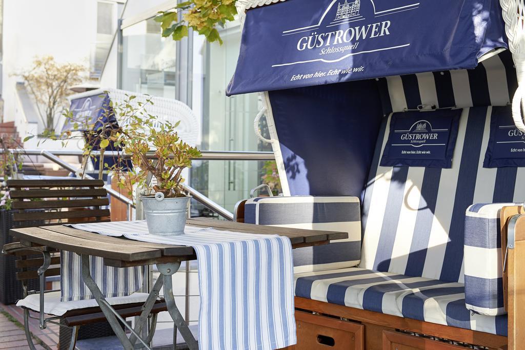 Hotel Kleines Meer Waren  Eksteriør billede
